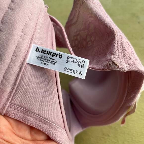 New W Tags b.tempt’d Strapless Bra 32DD - Picture 2 of 10